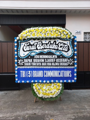 Papan Bunga Duka di Tobimeita